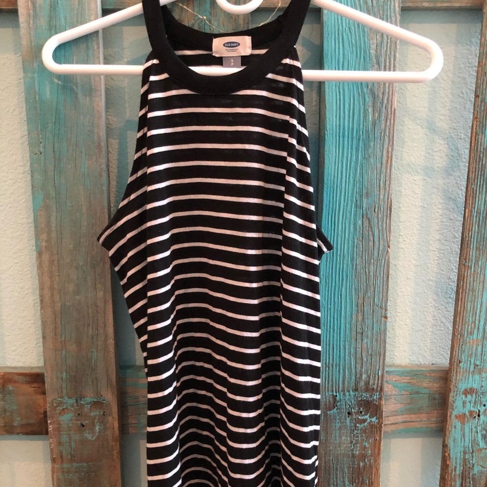 Black and white striped tank top!